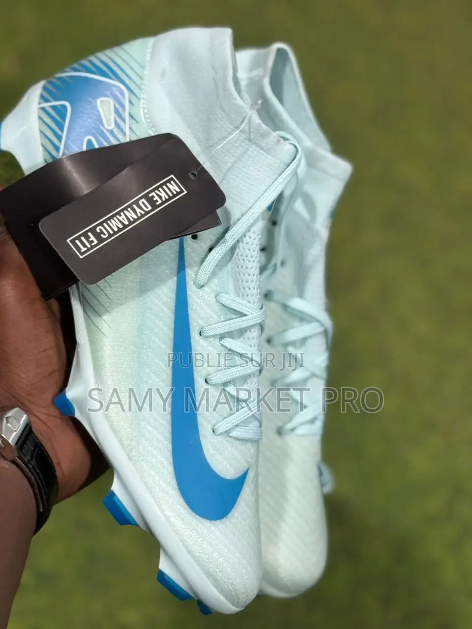 Paire De Marque