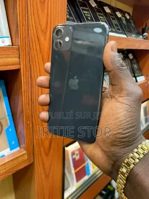 Photo - Apple iPhone 11 128 GB Black
