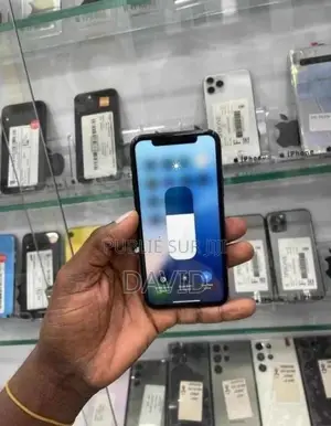 Apple iPhone 11 Pro 64 GB Black