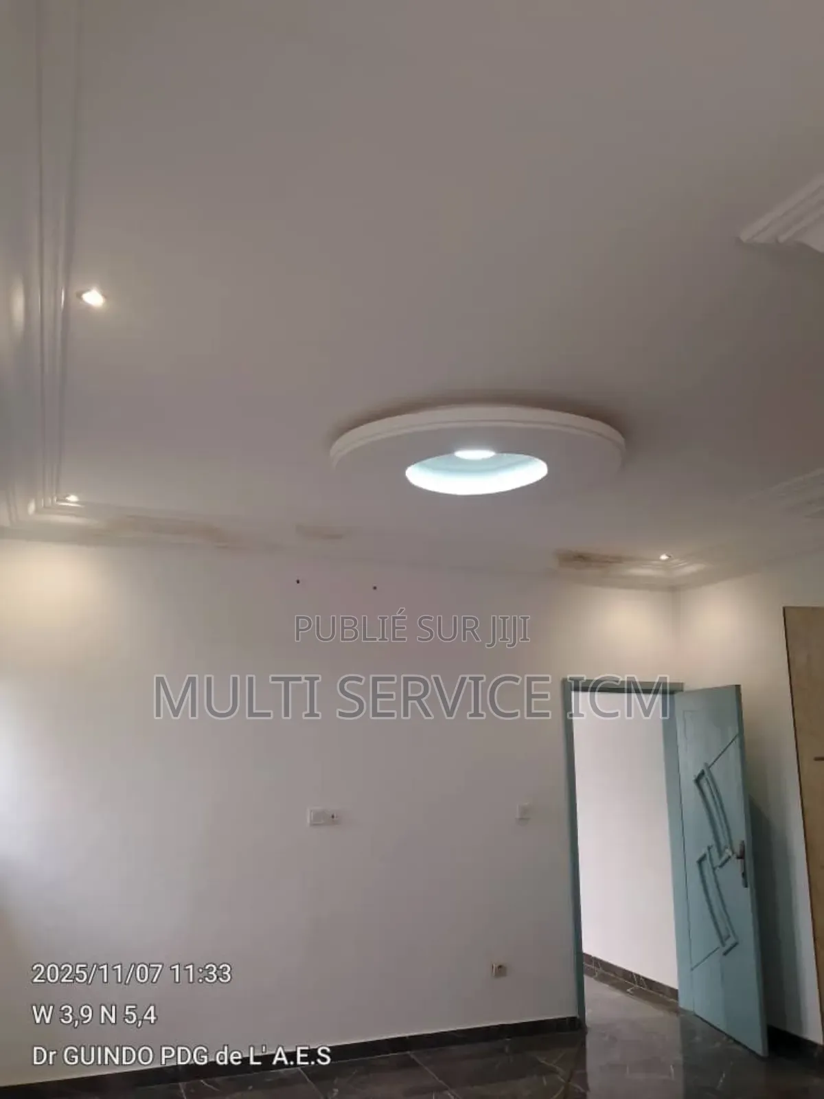 5chbre Duplex dans Cocody Nouveau Chu à Vendre