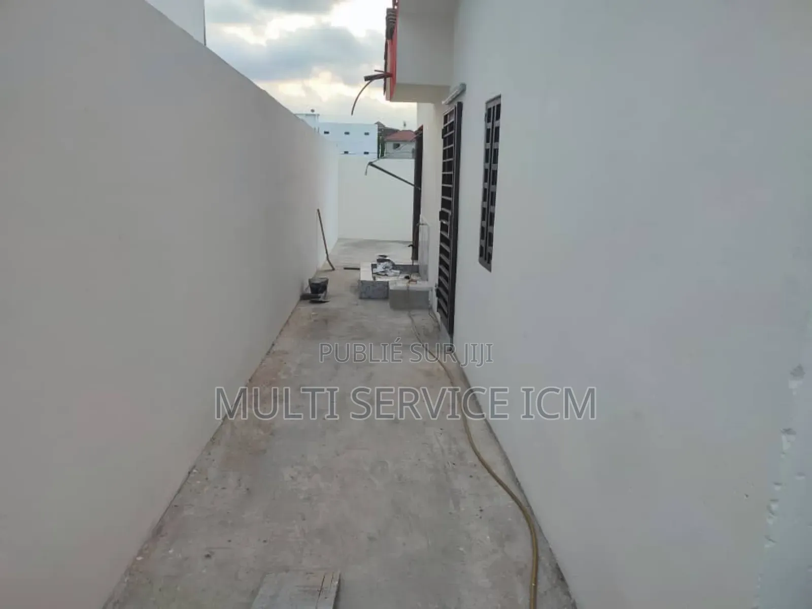 3chbre Villa dans Ismael Coulibaly, Cocody à Vendre