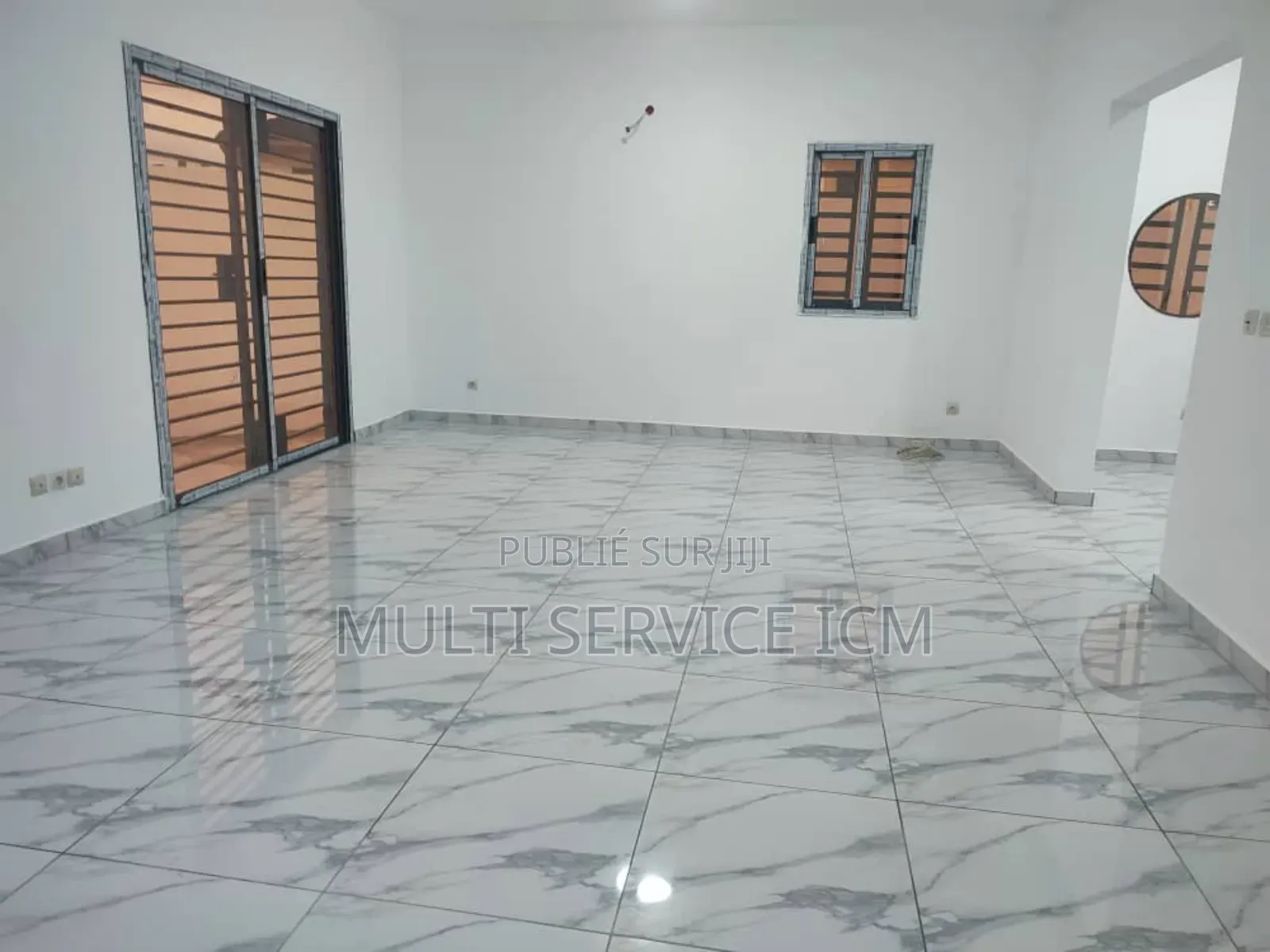 3chbre Villa dans Ismael Coulibaly, Cocody à Vendre