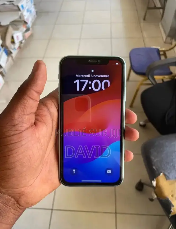 Apple iPhone 11 64 GB Vert