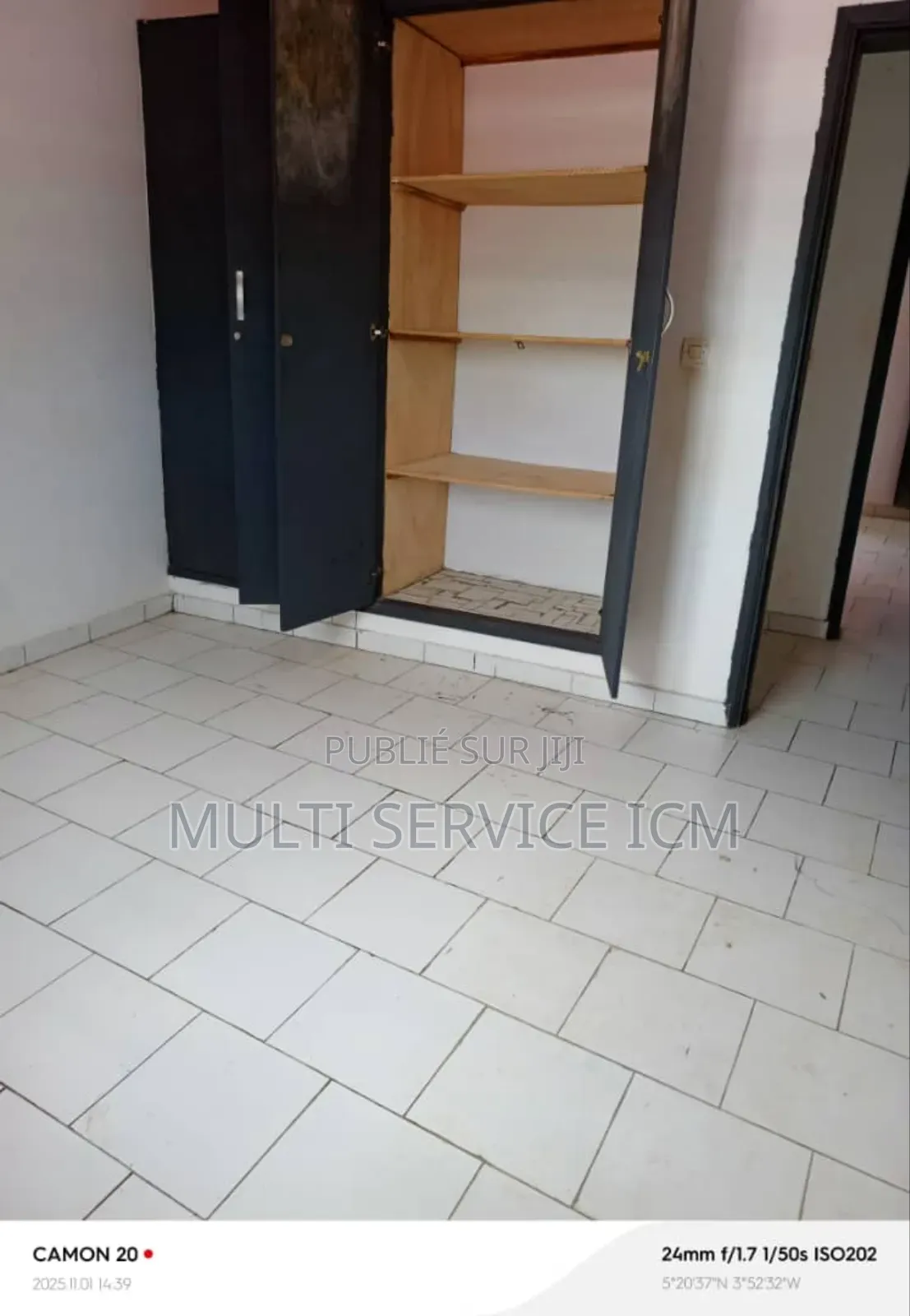 3chbre Blocs d'appartements dans Ismael Coulibaly, Bingerville à Vendre