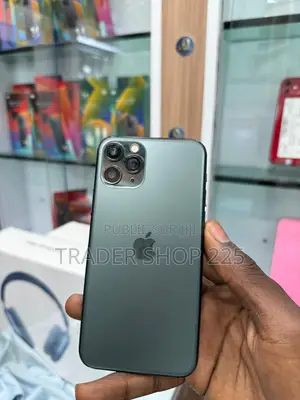 Photo - Apple iPhone 11 Pro 64 GB Vert