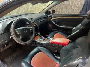 Photo - Mercedes-Benz CLK 2004 Blue