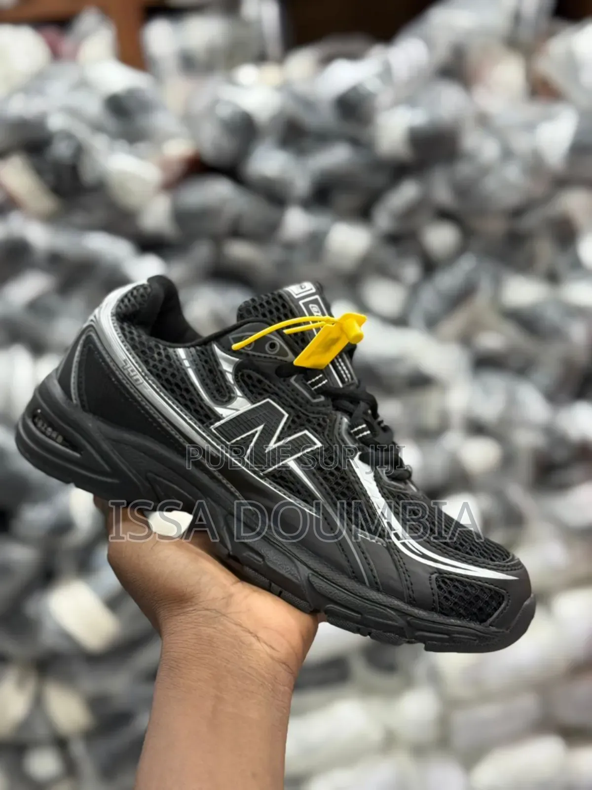 Belle Paire Dispo Pour Les Fêtes