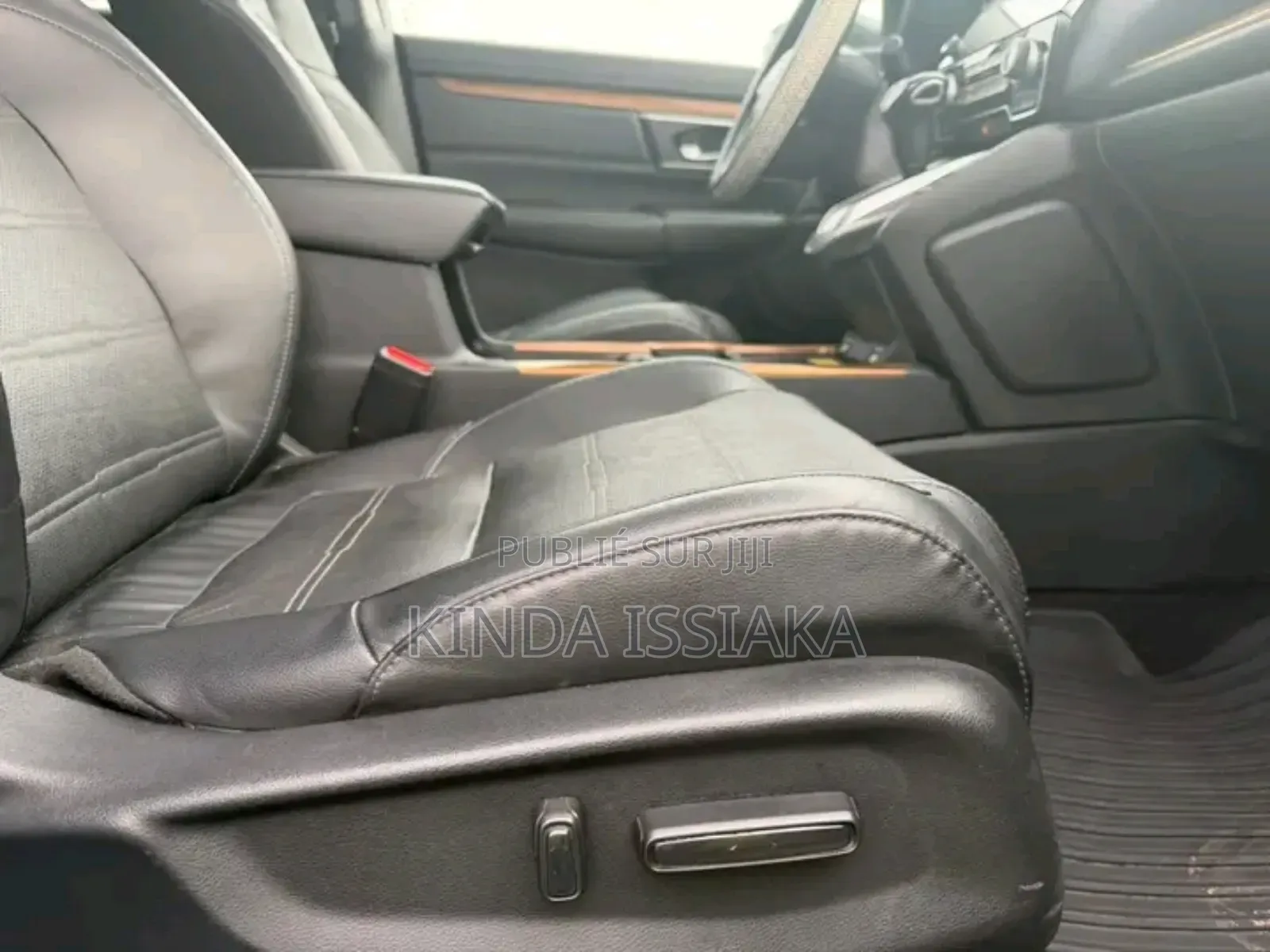 Honda CR-V Touring AWD 2020 Blue