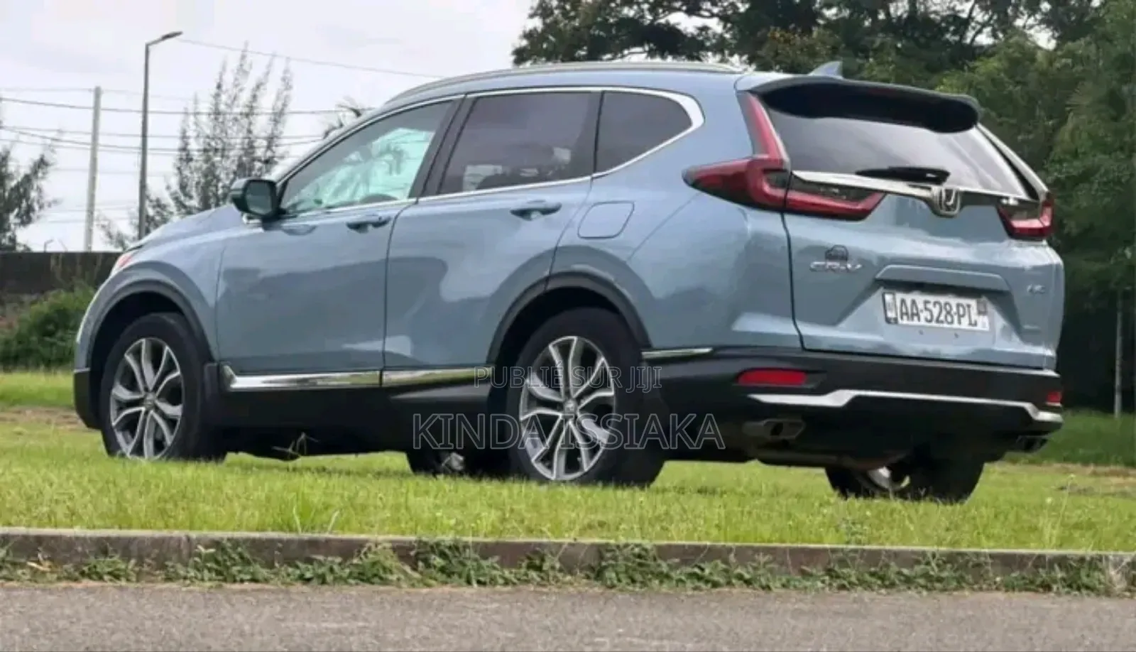 Honda CR-V Touring AWD 2020 Blue