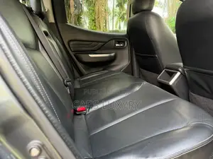 Mitsubishi L200 Sportero 2.4 Diesel 2021 Argenté