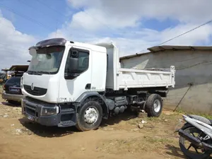 Benne Renault Importé 2010