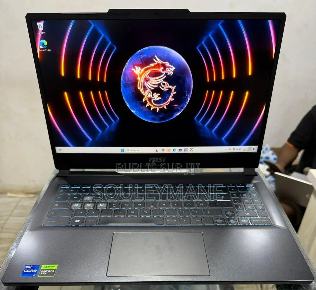 Ordinateur Portable MSI Cyborg 15 32GB Intel Core I7 SSD 512GB