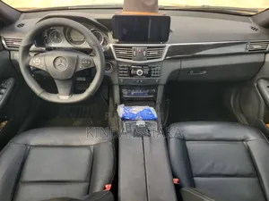 Mercedes-Benz C300 Base 4Matic Sedan AWD (2.0L 4cyl 7A) 2016 Gris