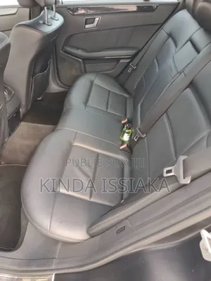 Mercedes-Benz C300 Base 4Matic Sedan AWD (2.0L 4cyl 7A) 2016 Gris