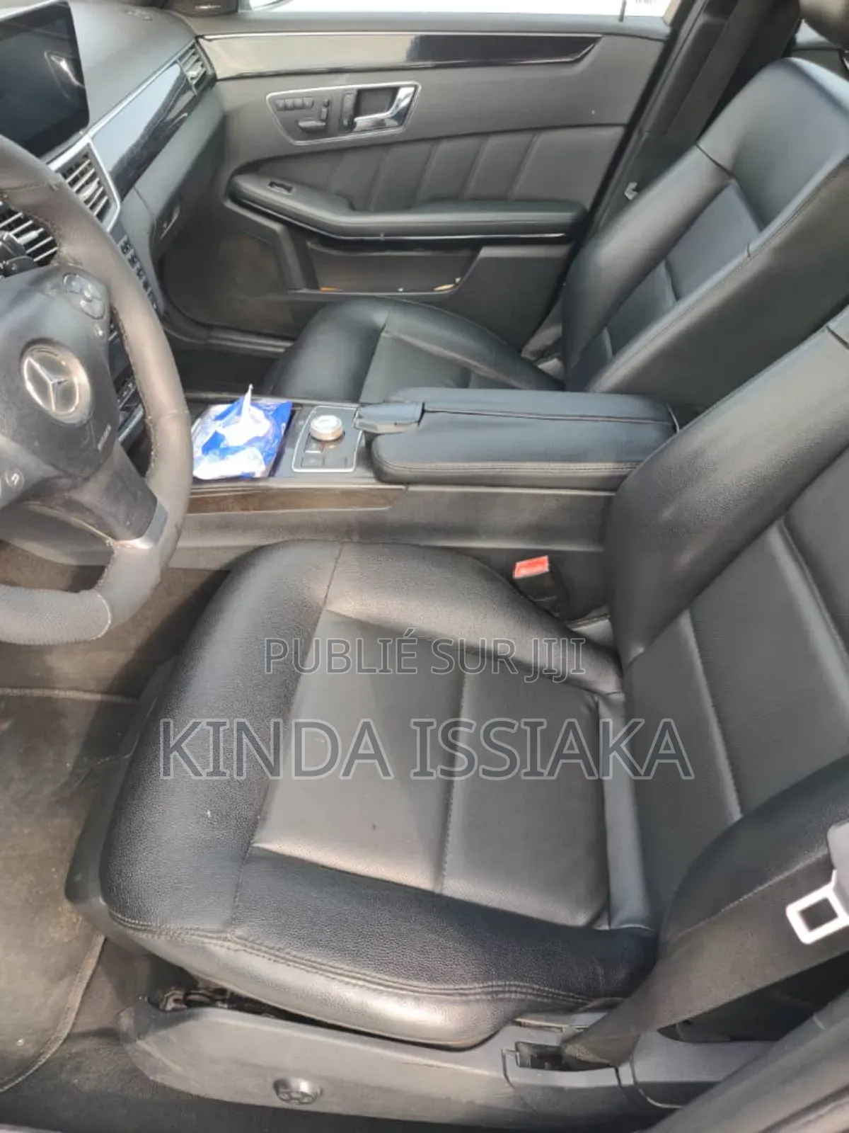 Mercedes-Benz C300 Base 4Matic Sedan AWD (2.0L 4cyl 7A) 2016 Gris