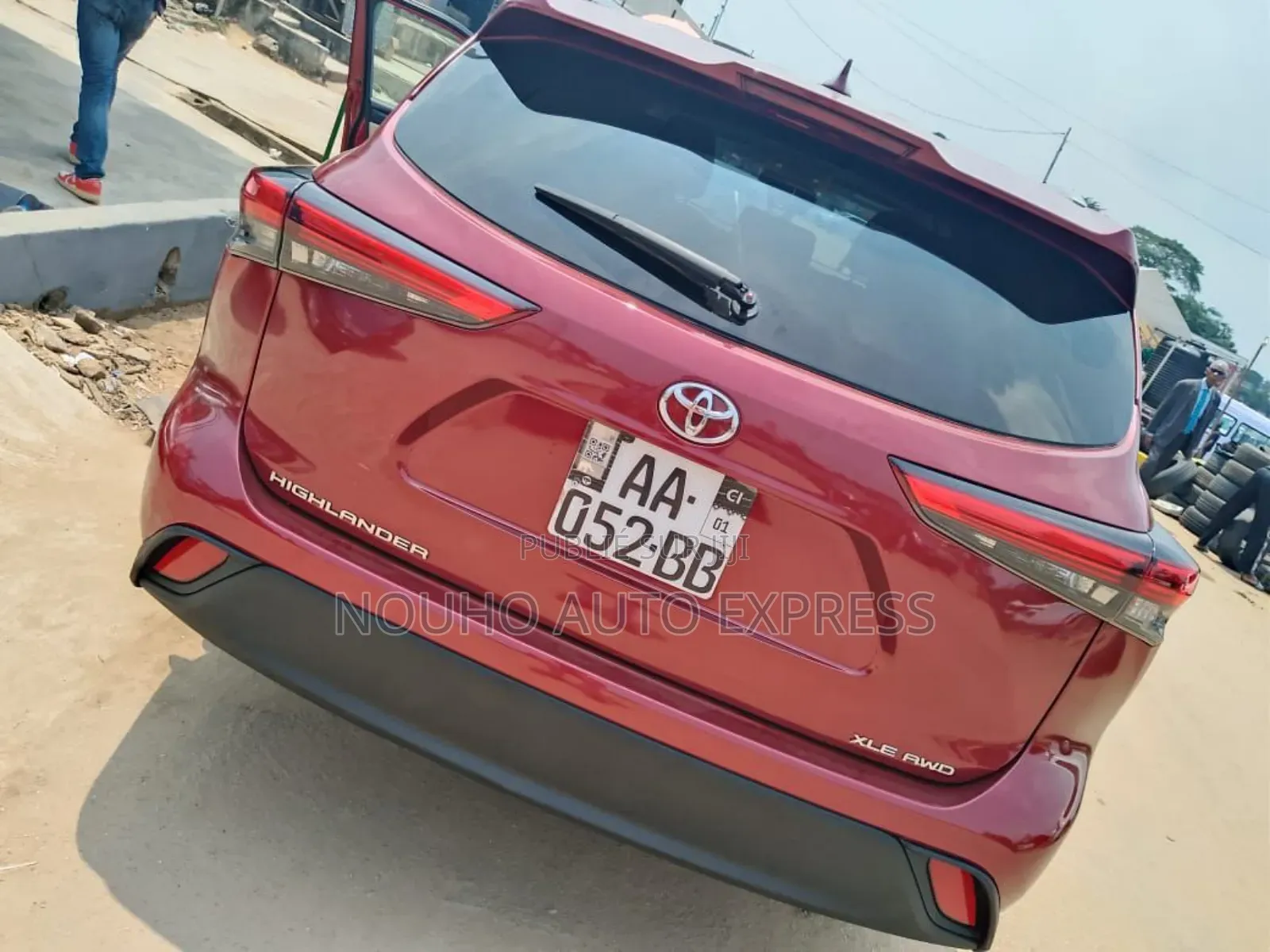 Toyota RAV4 2021 Rouge