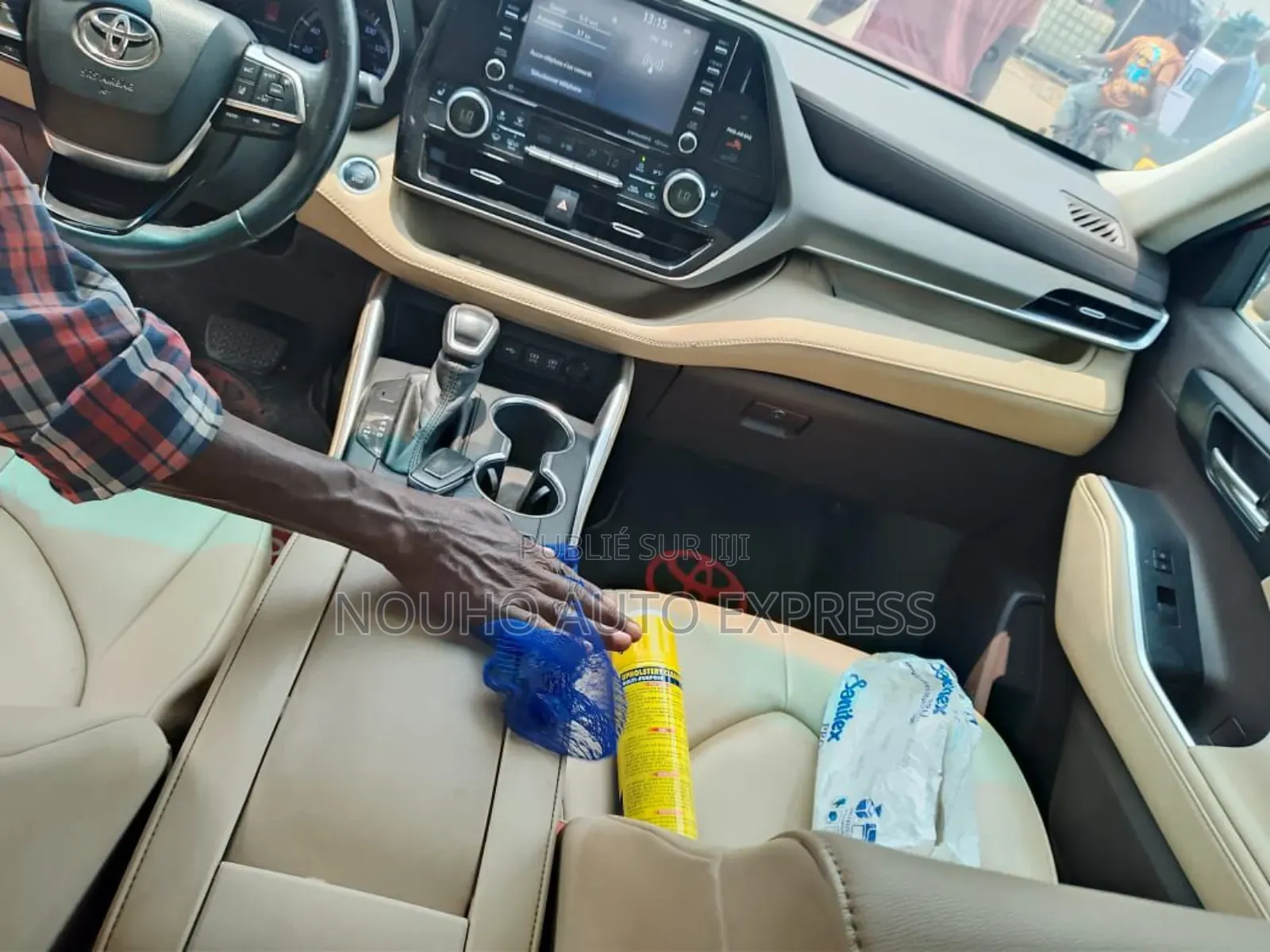 Toyota RAV4 2021 Rouge