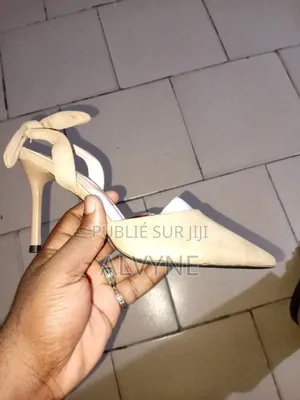 Sandale À Talon Chic