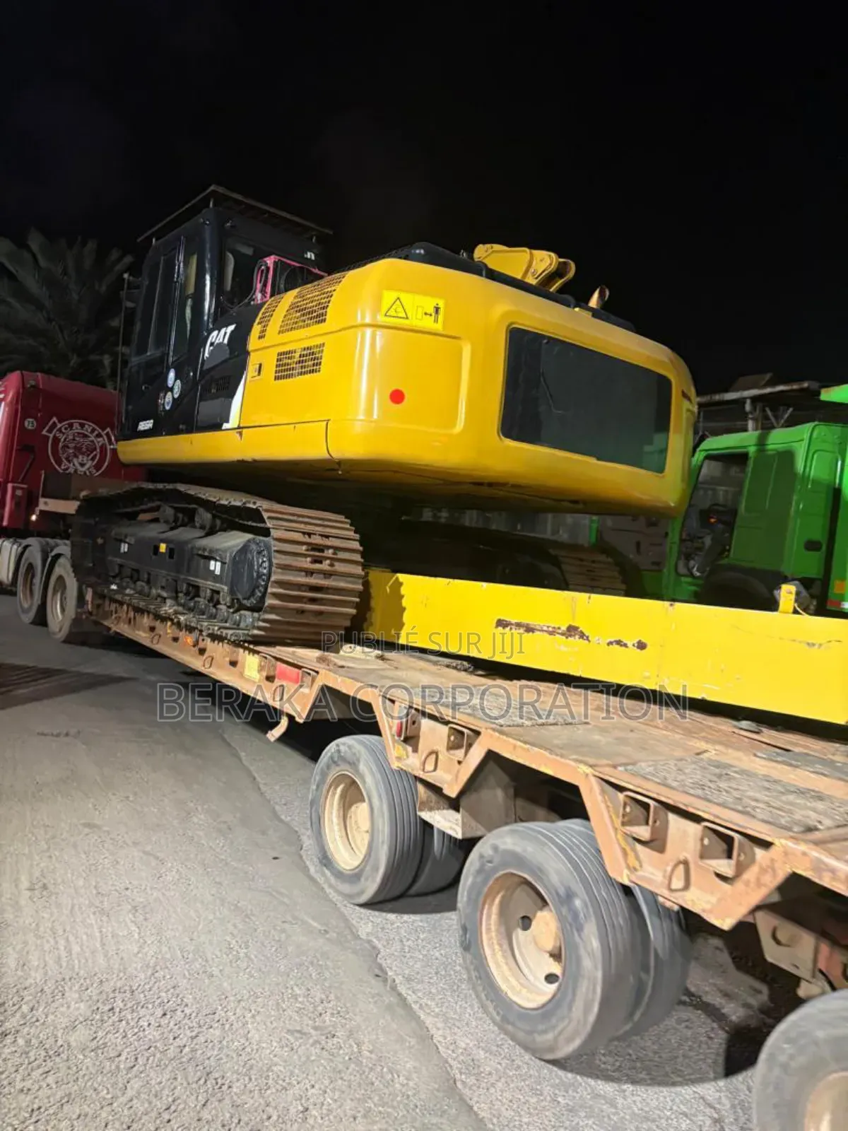 Machine 330d en Vente