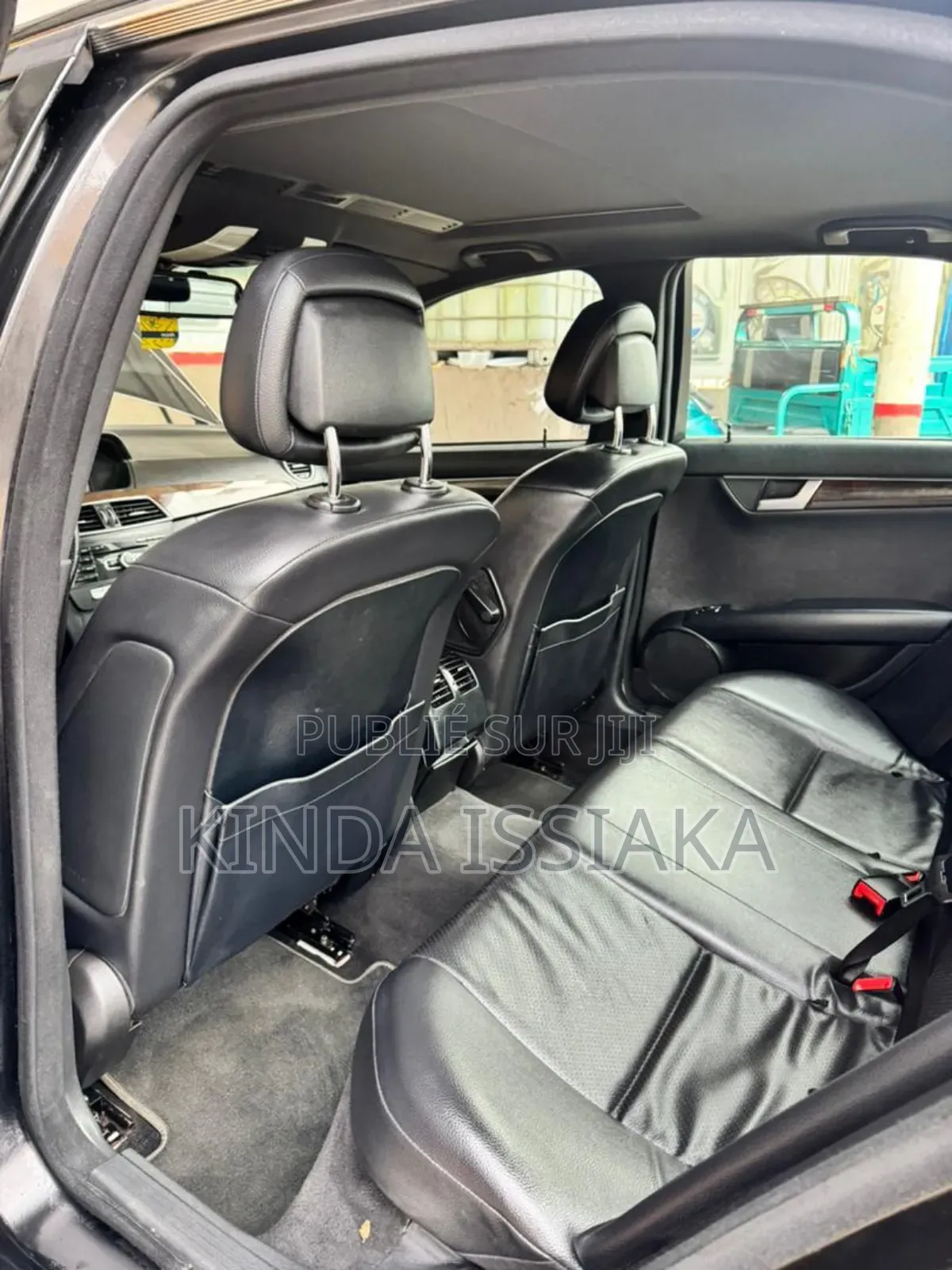 Mercedes-Benz C300 2014 Black