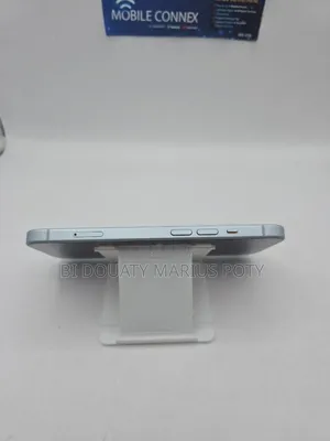 Photo - New Apple iPhone 15 128 GB Blanc