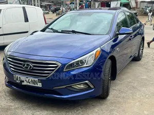 Photo - Hyundai Sonata 2016 Blue