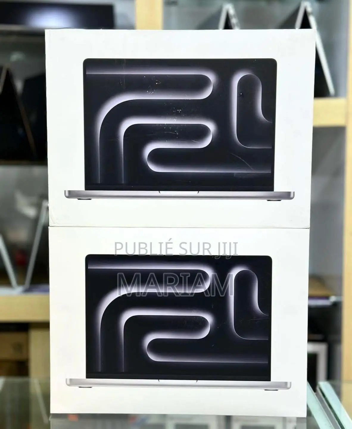 New Apple MacBook Pro 2024 M3 14-Inch 16GB Apple M3 SSD 512GB