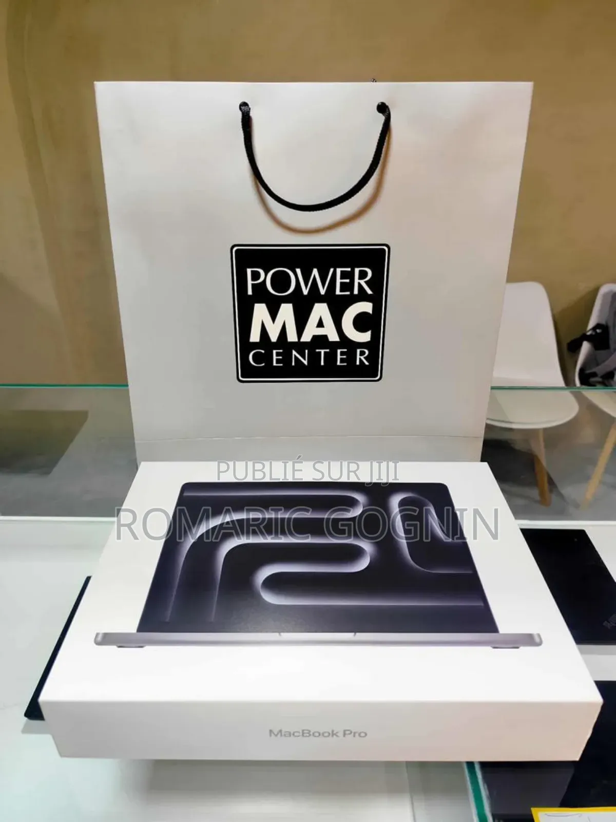 New Apple MacBook Pro 2024 M3 14-Inch 8GB Apple M3 SSD 1T