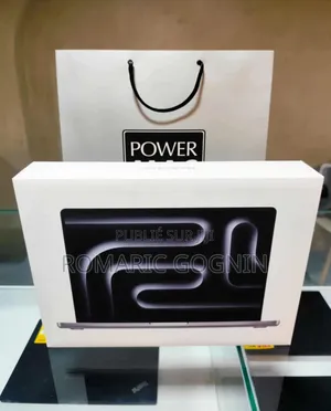 New Apple MacBook Pro 2024 M3 14-Inch 8GB Apple M3 SSD 1T