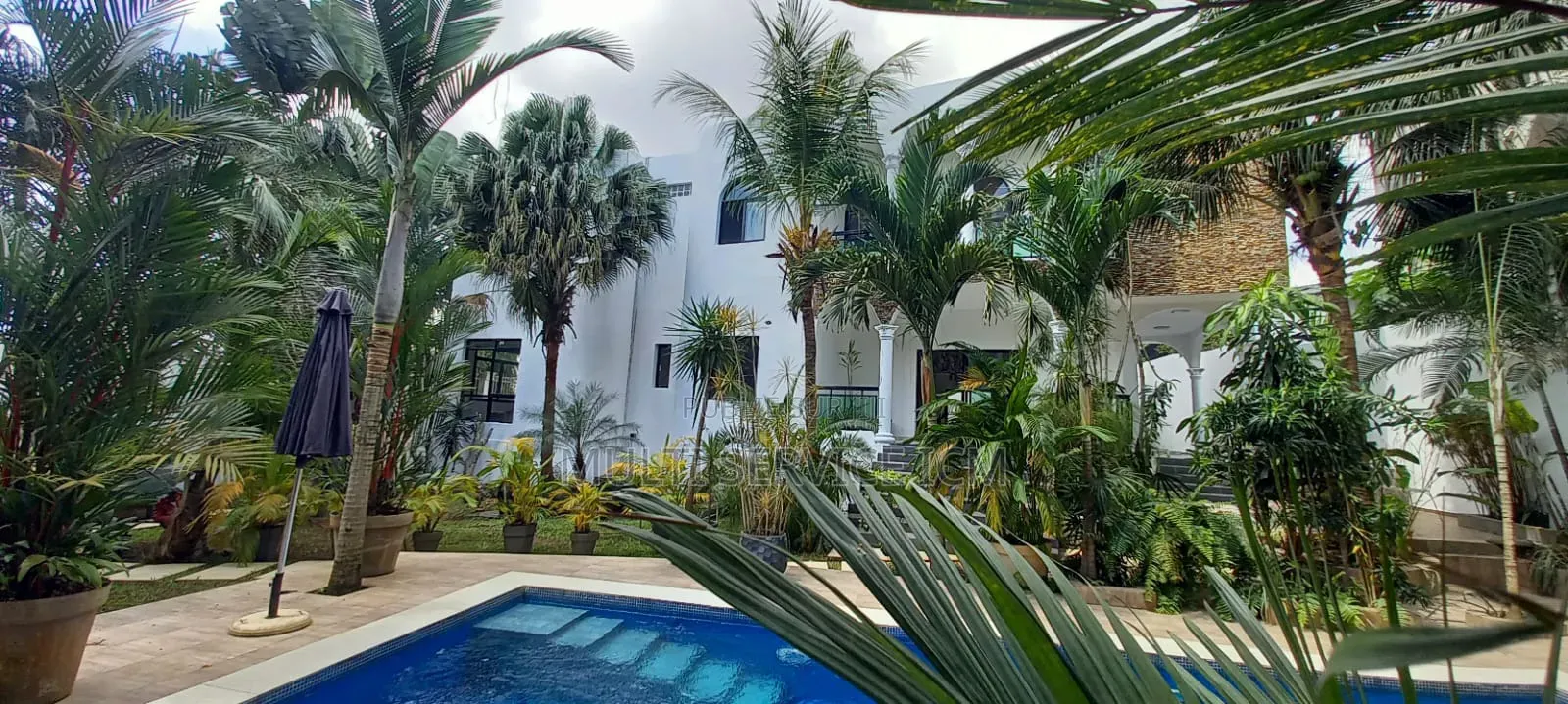 6chbre Duplex dans Ismaël Coulibaly, Cocody à Vendre