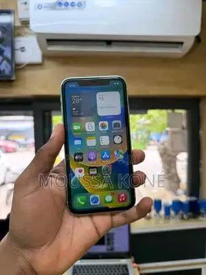 New Apple iPhone 11 64 GB Vert