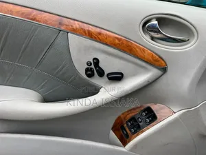 Mercedes-Benz CLK 2005 Blue