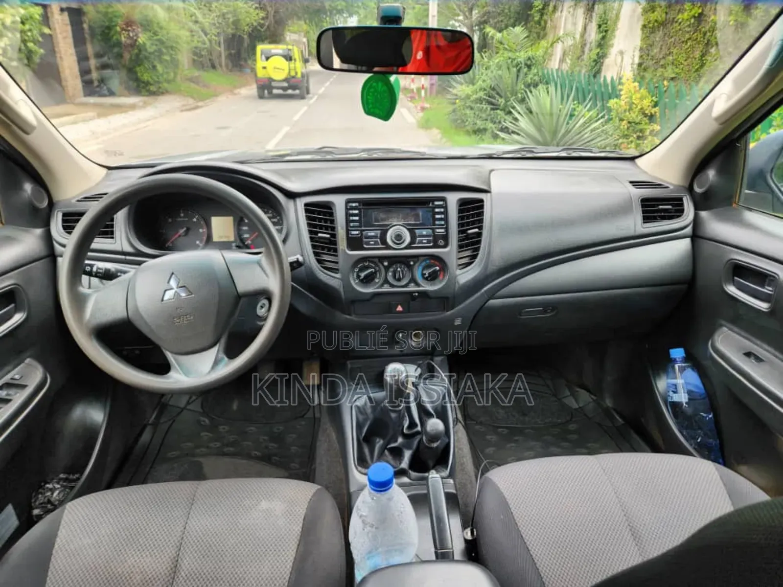 Mitsubishi L200 2022 Gris