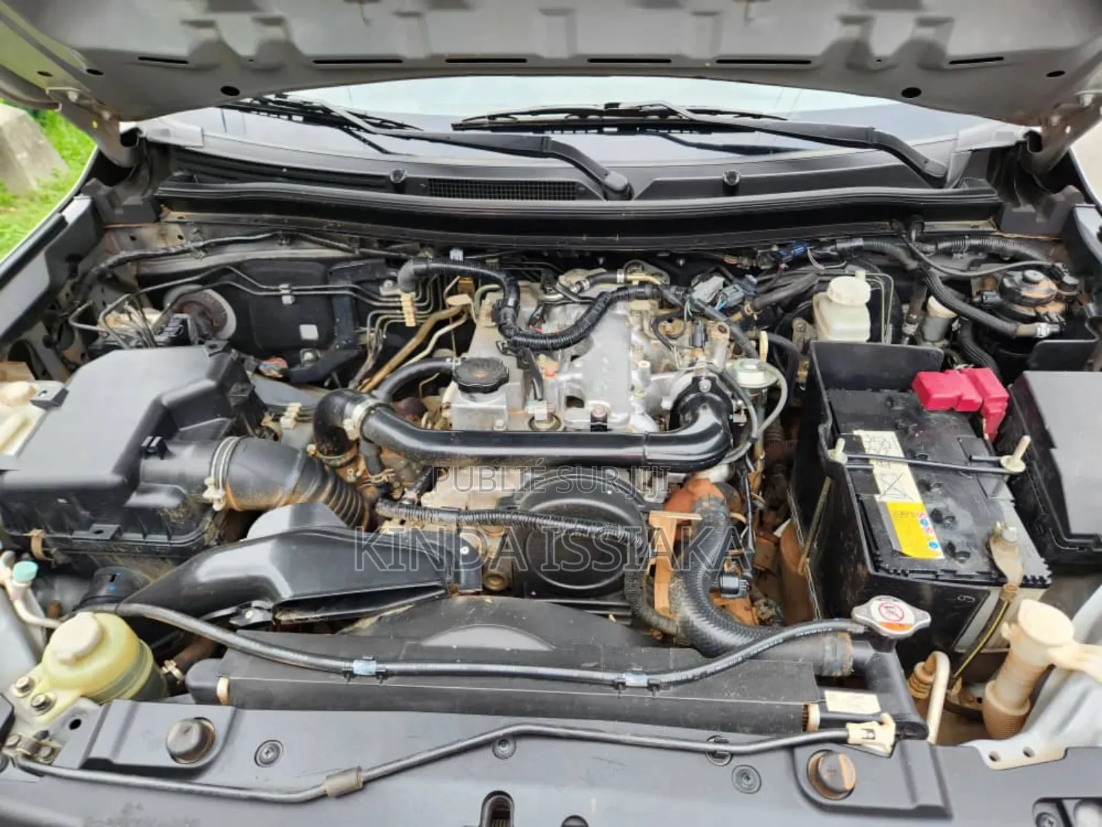 Mitsubishi L200 2022 Gris