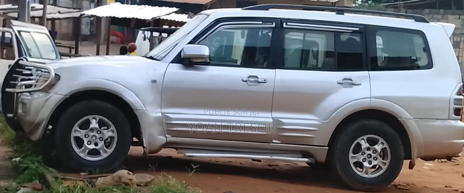 Mitsubishi Pajero 2005 Gris