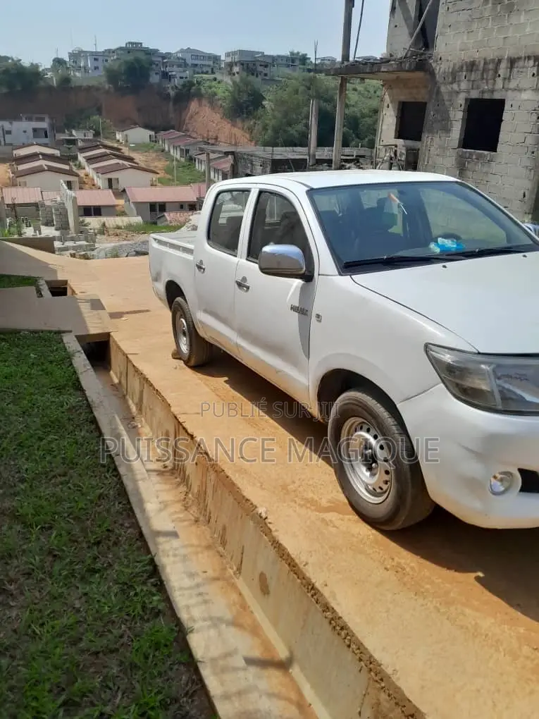 Toyota Hilux 2014 Blanc