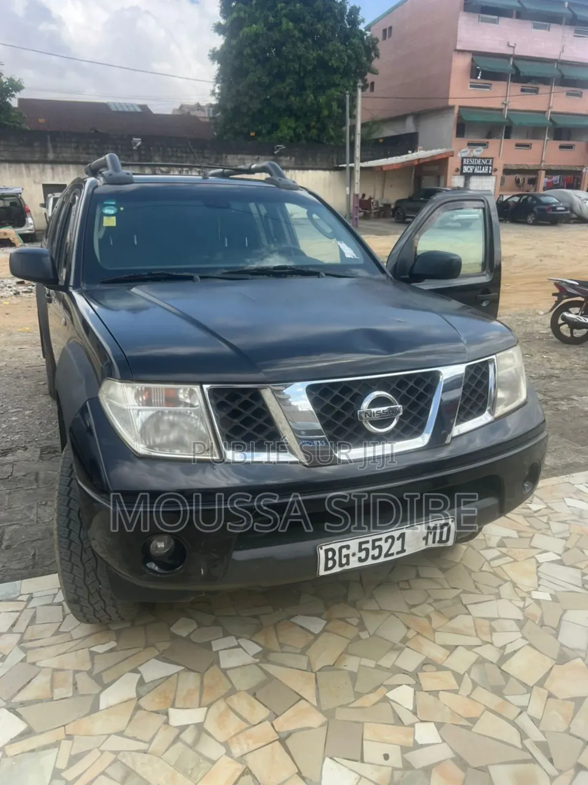 Nissan Navara 3.0 Automatic 2008 Black