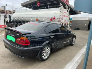 BMW 3 Series 2004 Black