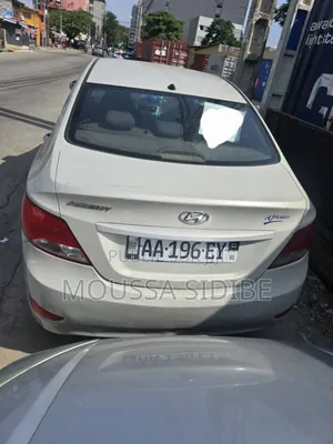 Hyundai Accent SE Sedan 2017 Beige