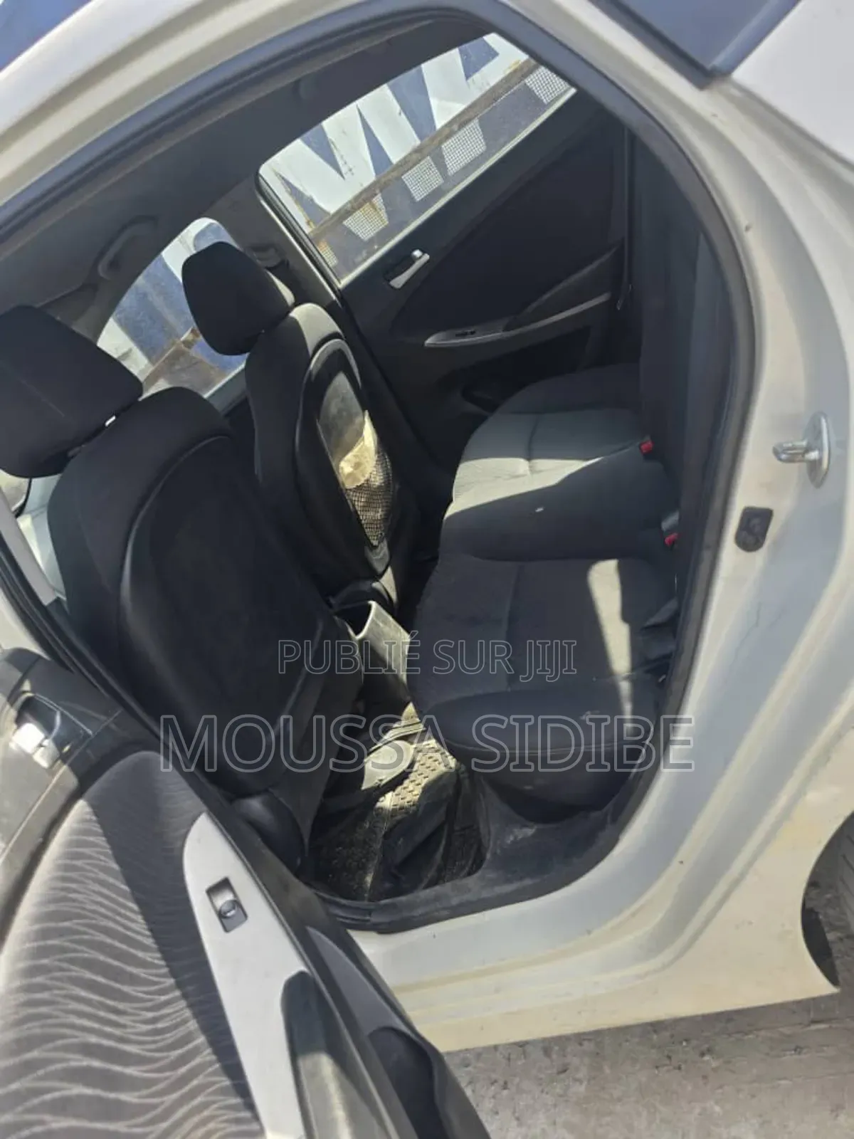 Hyundai Accent SE Sedan 2017 Beige