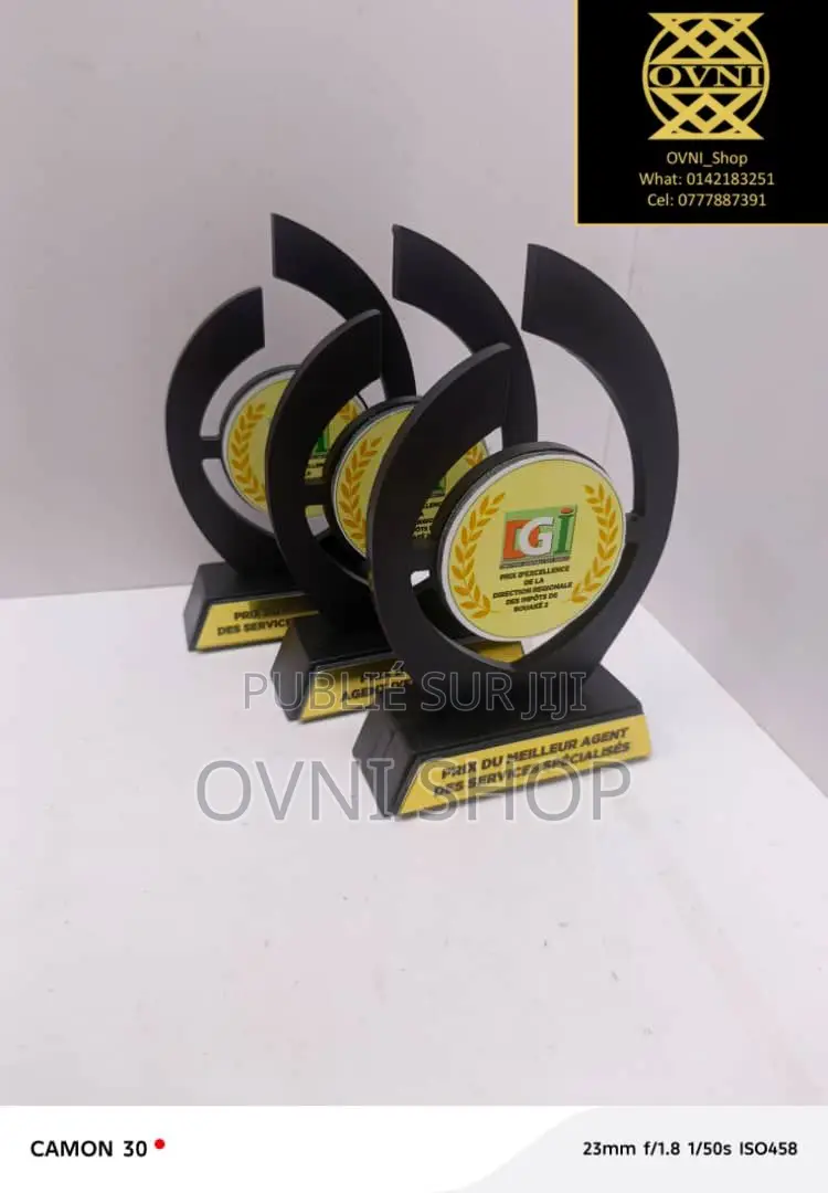 Trophée en Plexiglas