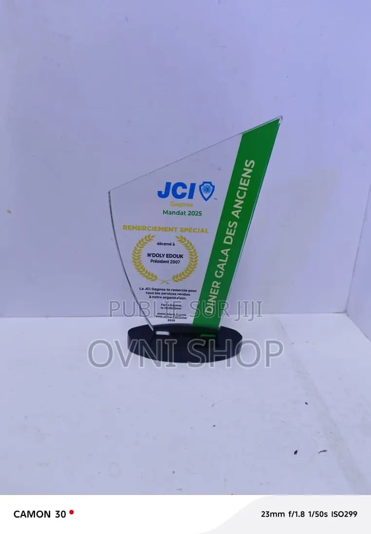 Trophée en Plexiglas