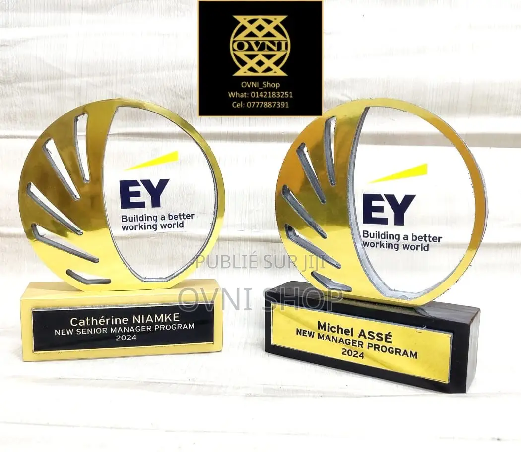 Trophée en Plexiglas