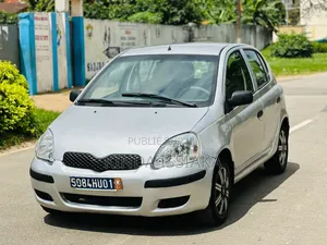 Toyota Yaris 2004 Gris
