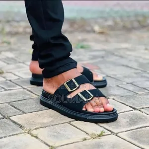 Photo - Sandales De Qualité 5