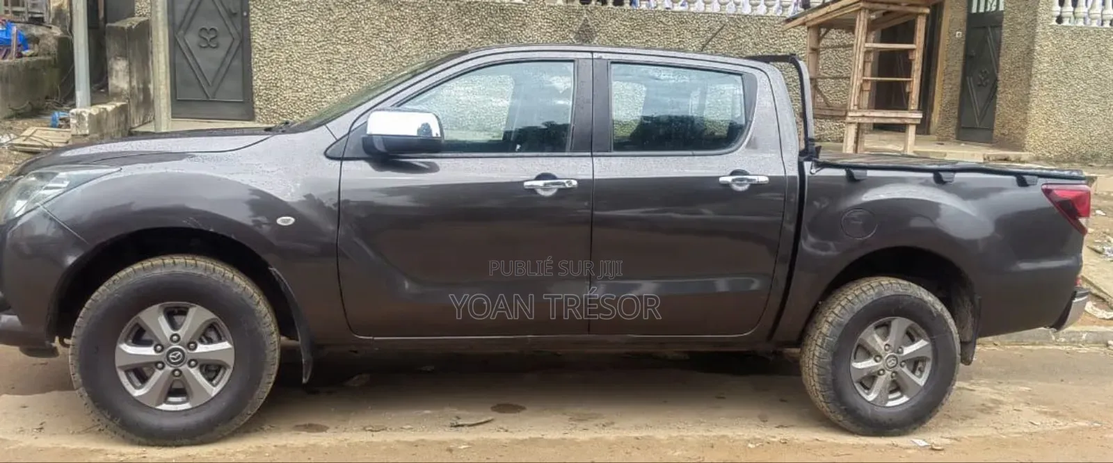 Mazda BT-50 2018 Black