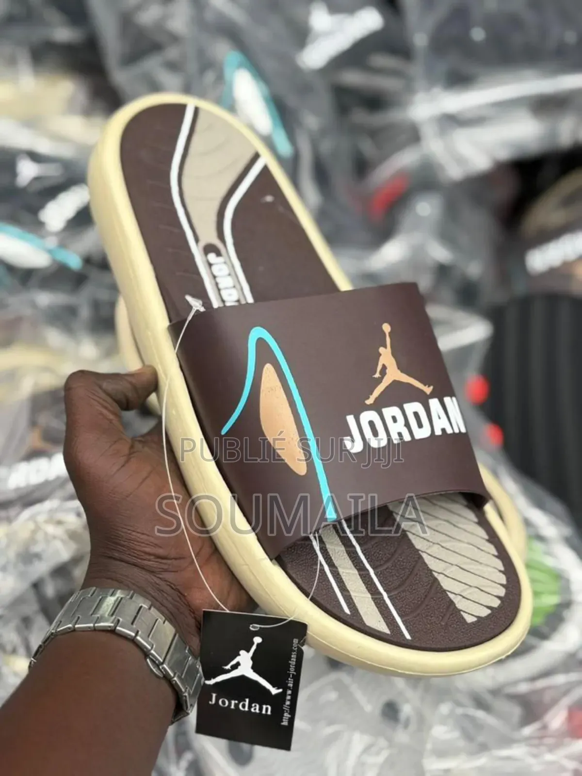 Sandales en Gomme De Qualité Pour Sublimer Vos Pieds