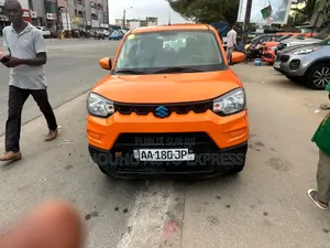 Photo - Suzuki S-Presso 2024 Orange