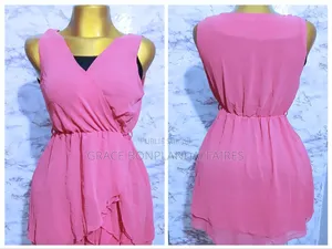 Hauts Légers Pour Femmes. Solde: Tout À 1500fcfa