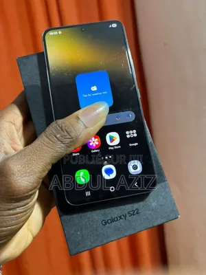 Photo - New Samsung Galaxy S22 5G 128 GB Black